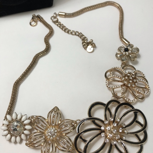 Liz Claiborne Gold/Black/Jeweled Floral Necklace - Picture 9 of 9
